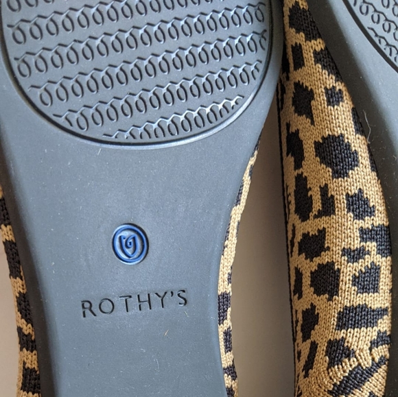 Rothy's The Point Leopard Woman's Flat Shoes - Picture 4 of 9